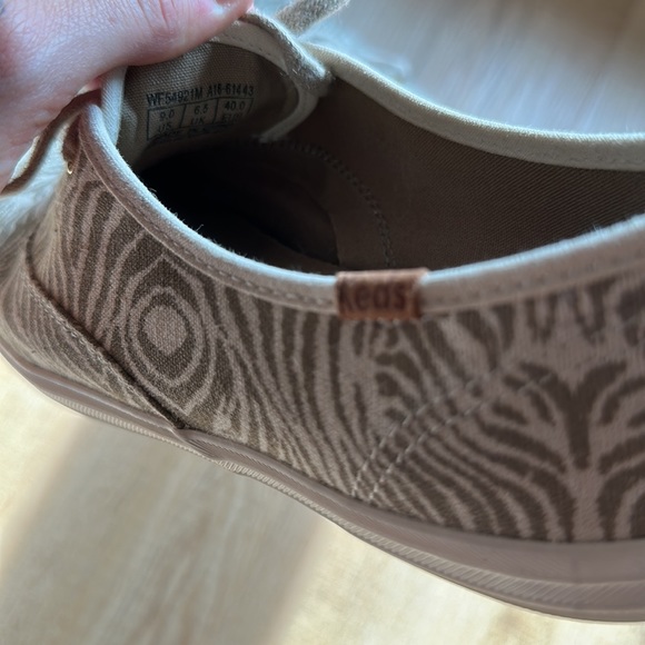 EUC Tan Animal Print Keds, Size 9 - Picture 2 of 4